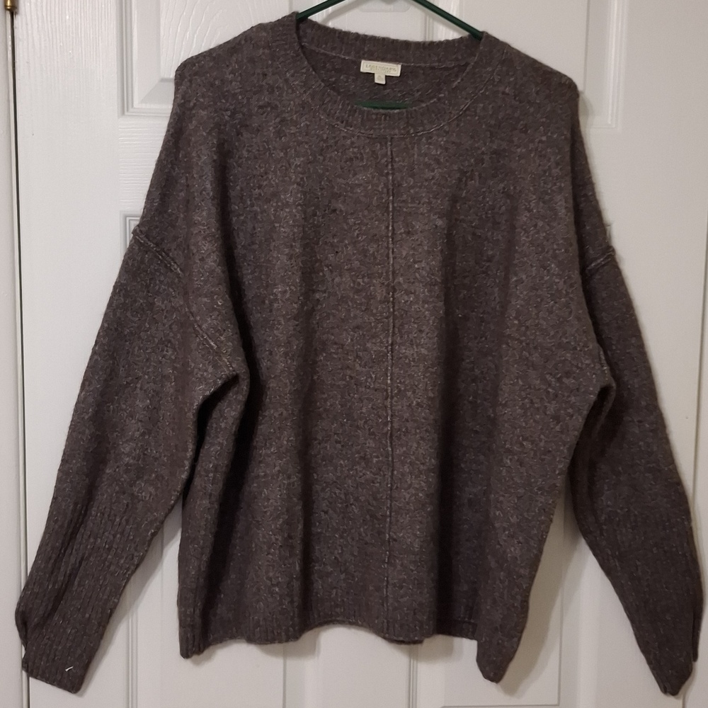 Legendary Outfitters sz XL, Heather brown sweater